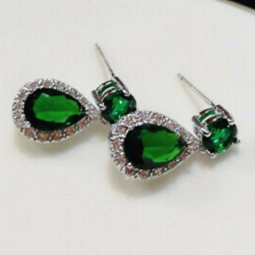 New Sterling silver emerald earrings